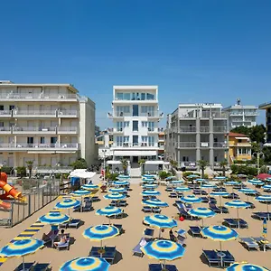 Boston 3 Stelle Superior Frontemare 3*, Lido di Jesolo Italien